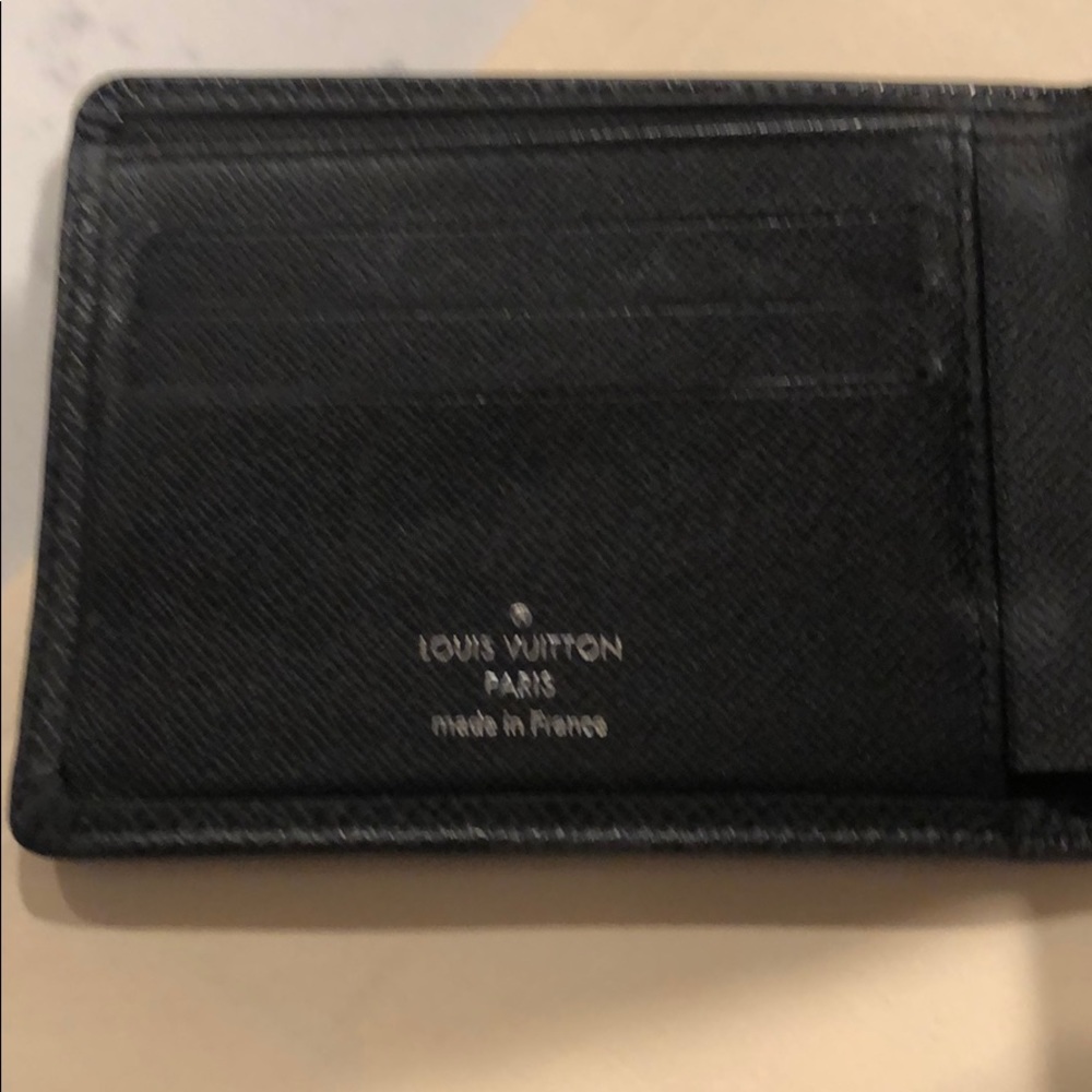 Louis Vuitton M30531 Multiple Wallet - Picture 2 of 3